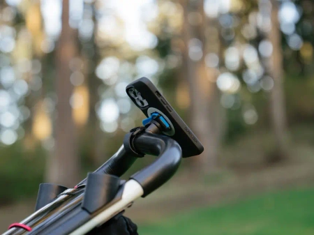 PODSTAWA Z PASKIEM QUAD LOCK® Z MOŻLIWOŚCIĄ SZYBKIEGO DEMONTAŻU