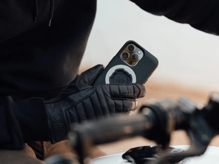 ETUI POKROWIEC TELEFON IPHONE QUAD LOCK® MAG - IPHONE 15 PRO CZARNY PIERŚCIEŃ