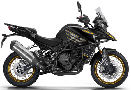 MOTOCYKL QJMOTOR SRT 900SX