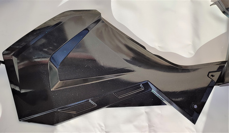 ORYGINALNA OSŁONA BOCZNA LEWA CZARNA OEM POLARIS SPORTSMAN 570 20-23