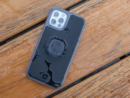 NAKŁADKA PRZECIWDESZCZOWA QUAD LOCK MAG NA TELEFON IPHONE 13 PRO MAX