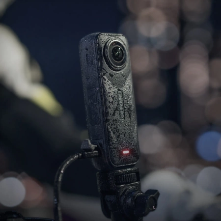 OSŁONA ŁADOWANIA INSTA360 X5 ALL-WEATHER USB CHARGING COVER