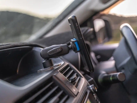 ELASTYCZNA PODSTAWA SAMOPRZYLEPNA QUAD LOCK® 360