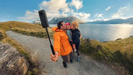 Insta360 X4 Air Starter Bundle | najlżejsza kamera 8K 360° zestaw startowy