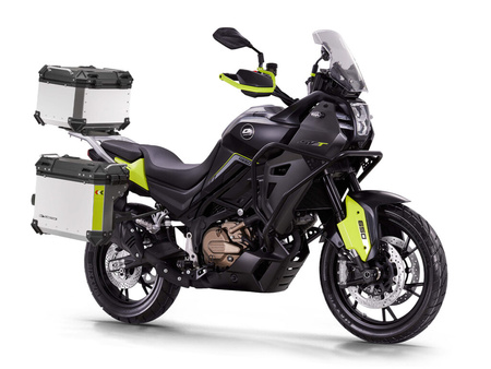 MOTOCYKL QJMOTOR SVT 650