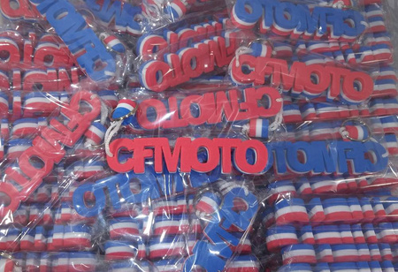 PIANKOWY BRELOCZEK NIEZATAPIALNY CFMOTO NOWY WZÓR !!!