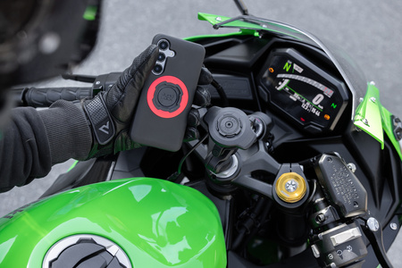 WODOODPORNA ŁADOWARKA INDUKCYJNA QUAD LOCK®