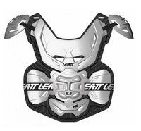 LEATT (2023/2024) OSŁONA KLATKI PIERSIOWEJ (BUZER) CHEST PROTECTOR 5.5 PRO JUNIOR (DZIECIĘCA) KOLOR BIAŁY/CZARNY