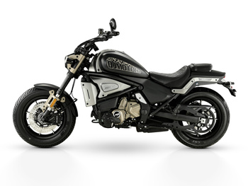 MOTOCYKL QJMOTOR SRV 700