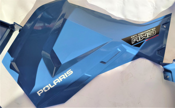 ORYGINALNA OSŁONA BOCZNA PRAWA NIEBIESKA OEM POLARIS SPORTSMAN 570 20-23